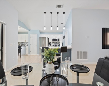 334 Reserve Drive - Photo Thumbnail 69