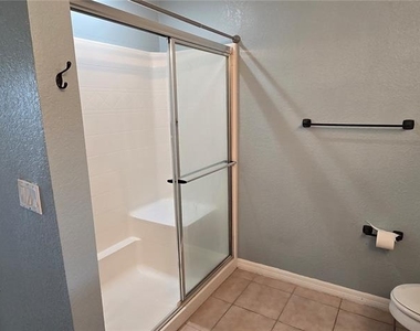 334 Reserve Drive - Photo Thumbnail 20