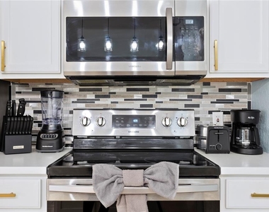 334 Reserve Drive - Photo Thumbnail 63