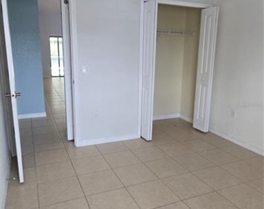334 Reserve Drive - Photo Thumbnail 7