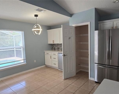 334 Reserve Drive - Photo Thumbnail 41