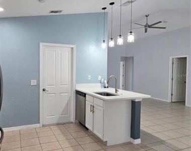 334 Reserve Drive - Photo Thumbnail 50