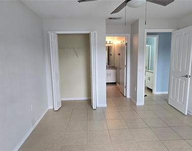 334 Reserve Drive - Photo Thumbnail 14