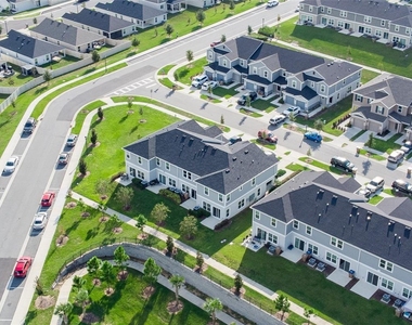 757 Stoney Point Circle - Photo Thumbnail 4