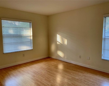 1177 Baltic Lane - Photo Thumbnail 22