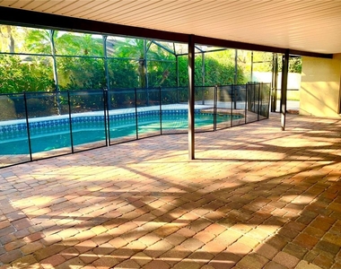 1177 Baltic Lane - Photo Thumbnail 7