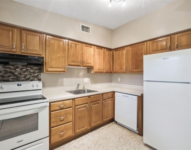 1416 Beatrice Drive - Photo Thumbnail 5