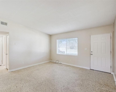 1416 Beatrice Drive - Photo Thumbnail 3