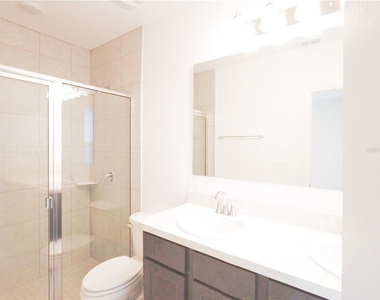 4428 Desert Rose Avenue - Photo Thumbnail 4