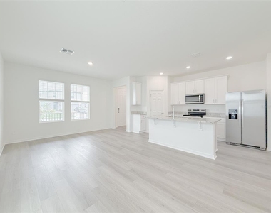 4630 Homestead Trail - Photo Thumbnail 5