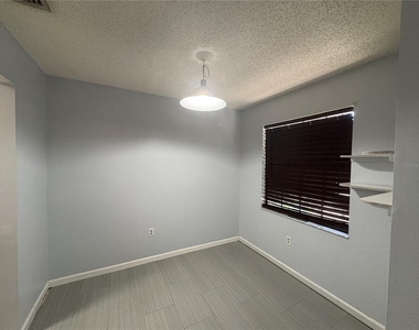 477 Garden Drive - Photo Thumbnail 3