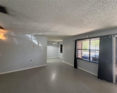 477 Garden Drive - Photo Thumbnail 17