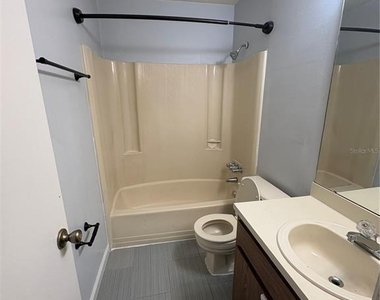 477 Garden Drive - Photo Thumbnail 14