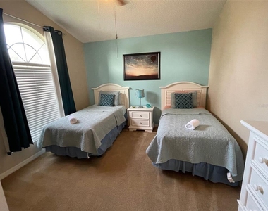 16705 Fresh Meadow Drive - Photo Thumbnail 12