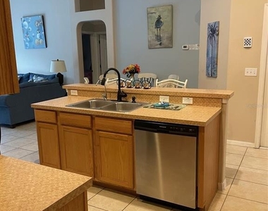 16705 Fresh Meadow Drive - Photo Thumbnail 4