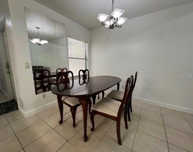 7200 Sw 8th Avenue - Photo Thumbnail 6
