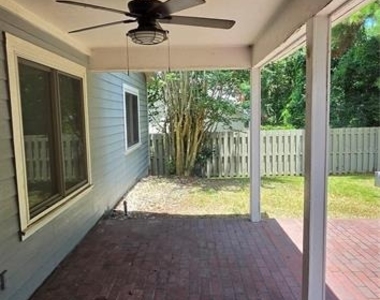 1419 Nw 89th Terrace - Photo Thumbnail 22