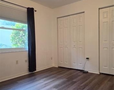 1419 Nw 89th Terrace - Photo Thumbnail 13
