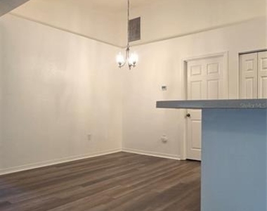1419 Nw 89th Terrace - Photo Thumbnail 7