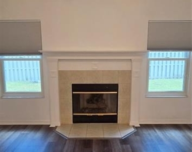 1419 Nw 89th Terrace - Photo Thumbnail 9