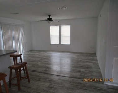 11719 Lake Drive - Photo Thumbnail 5