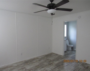 11719 Lake Drive - Photo Thumbnail 18
