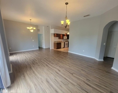 1432 Broken Oak Drive - Photo Thumbnail 1