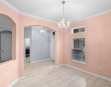 410 Sauvignon Way - Photo Thumbnail 8