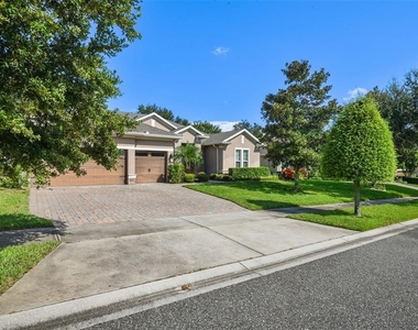 410 Sauvignon Way - Photo Thumbnail 2