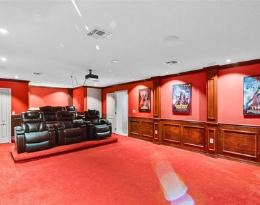 410 Sauvignon Way - Photo Thumbnail 31