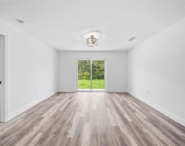 17180 Drayton Lane - Photo Thumbnail 14