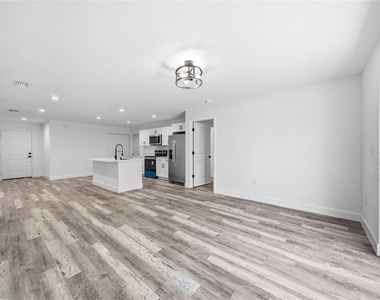 17180 Drayton Lane - Photo Thumbnail 5