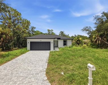 17180 Drayton Lane - Photo Thumbnail 3