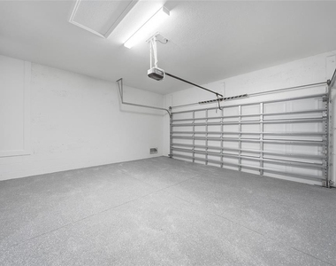 17180 Drayton Lane - Photo Thumbnail 25