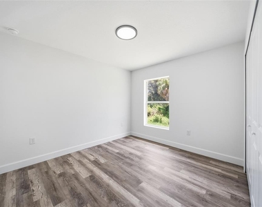17180 Drayton Lane - Photo Thumbnail 20