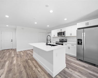 17180 Drayton Lane - Photo Thumbnail 6
