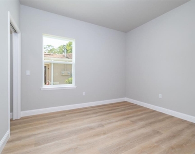 45 Providence Lane - Photo Thumbnail 13