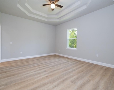 45 Providence Lane - Photo Thumbnail 11