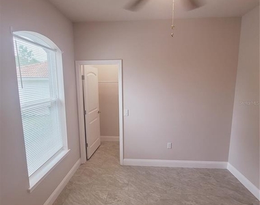39 Providence Lane - Photo Thumbnail 15