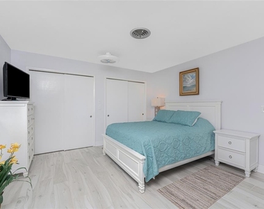 1720 Florence Avenue - Photo Thumbnail 28