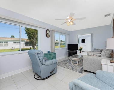 1720 Florence Avenue - Photo Thumbnail 16