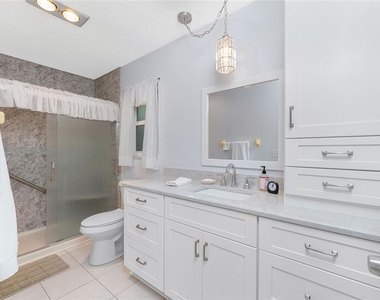 1720 Florence Avenue - Photo Thumbnail 26