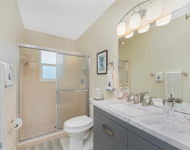1720 Florence Avenue - Photo Thumbnail 31