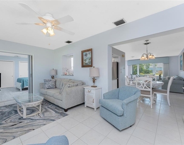 1720 Florence Avenue - Photo Thumbnail 18