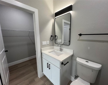 12128 Henley Avenue - Photo Thumbnail 15