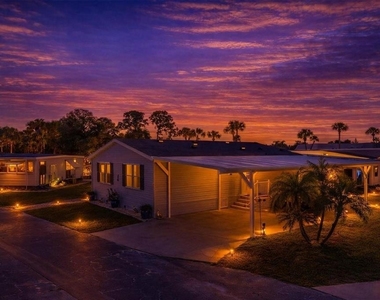 1000 Kings Highway - Photo Thumbnail 1