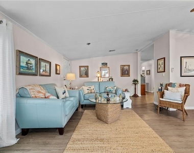 1000 Kings Highway - Photo Thumbnail 12