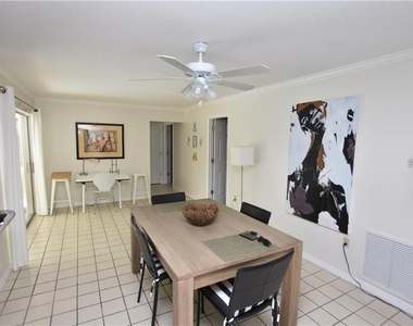 3926 Calliandra Drive - Photo Thumbnail 9