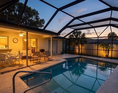 3926 Calliandra Drive - Photo Thumbnail 11