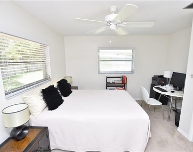 3926 Calliandra Drive - Photo Thumbnail 6